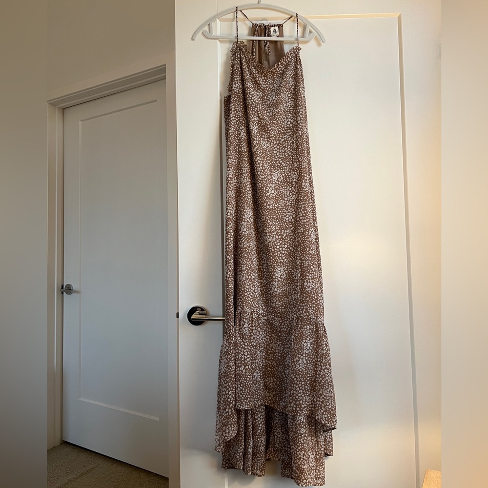 Beige floral sundress size M
